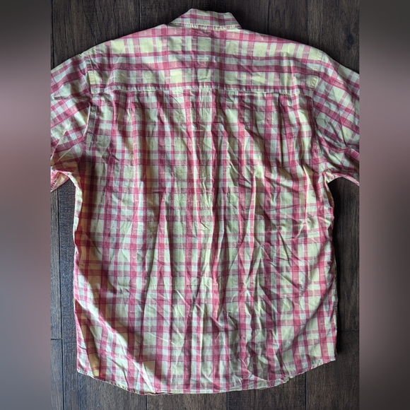 Cutter & Buck Chambray Short Sleeve Shirt Red & Yellow Plaid Mens XL 100% Cotton - Picture 13 of 16